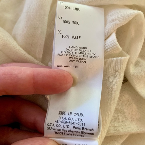 C.T. Plage Off-White Light Wool V-Neck Pullover Size 38 - Picture 5 of 6